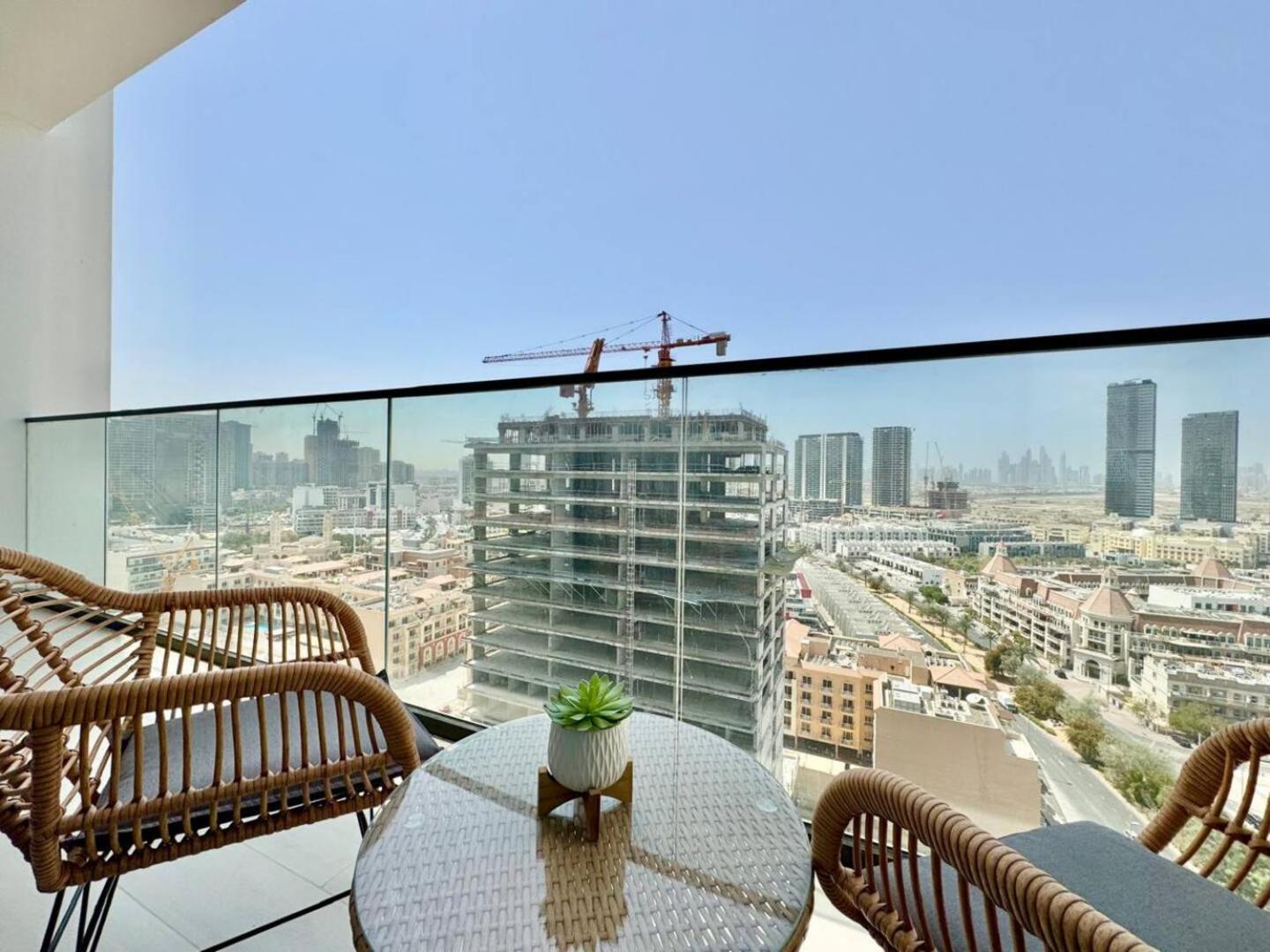 Sunlit Iconic 1br In Binghatti Amber! Dubai