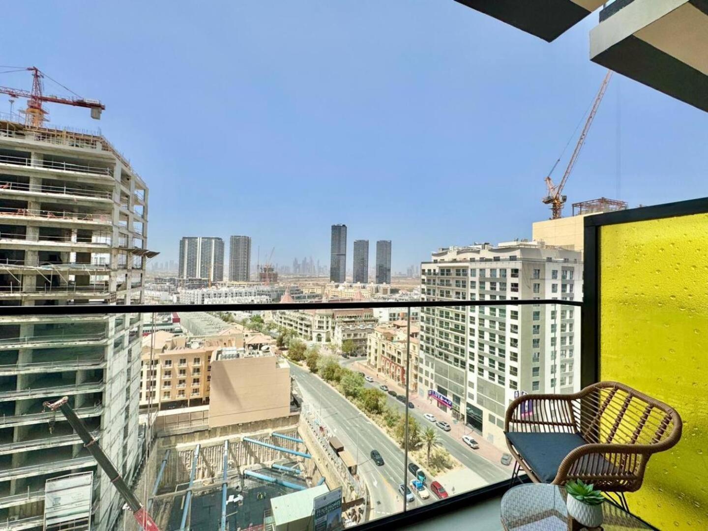 Sunlit Iconic 1br In Binghatti Amber! *