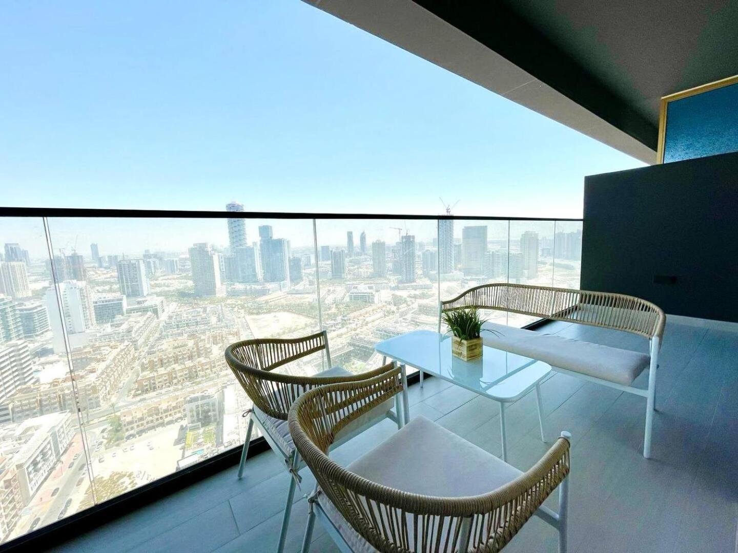 Gold Kissed 1br In The Heart Of Jvc! * Dubai