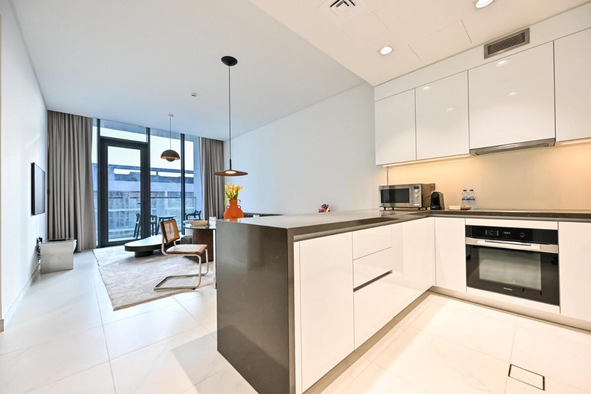 Apartment Stunning 1 Bdr Luxury District One Dubai