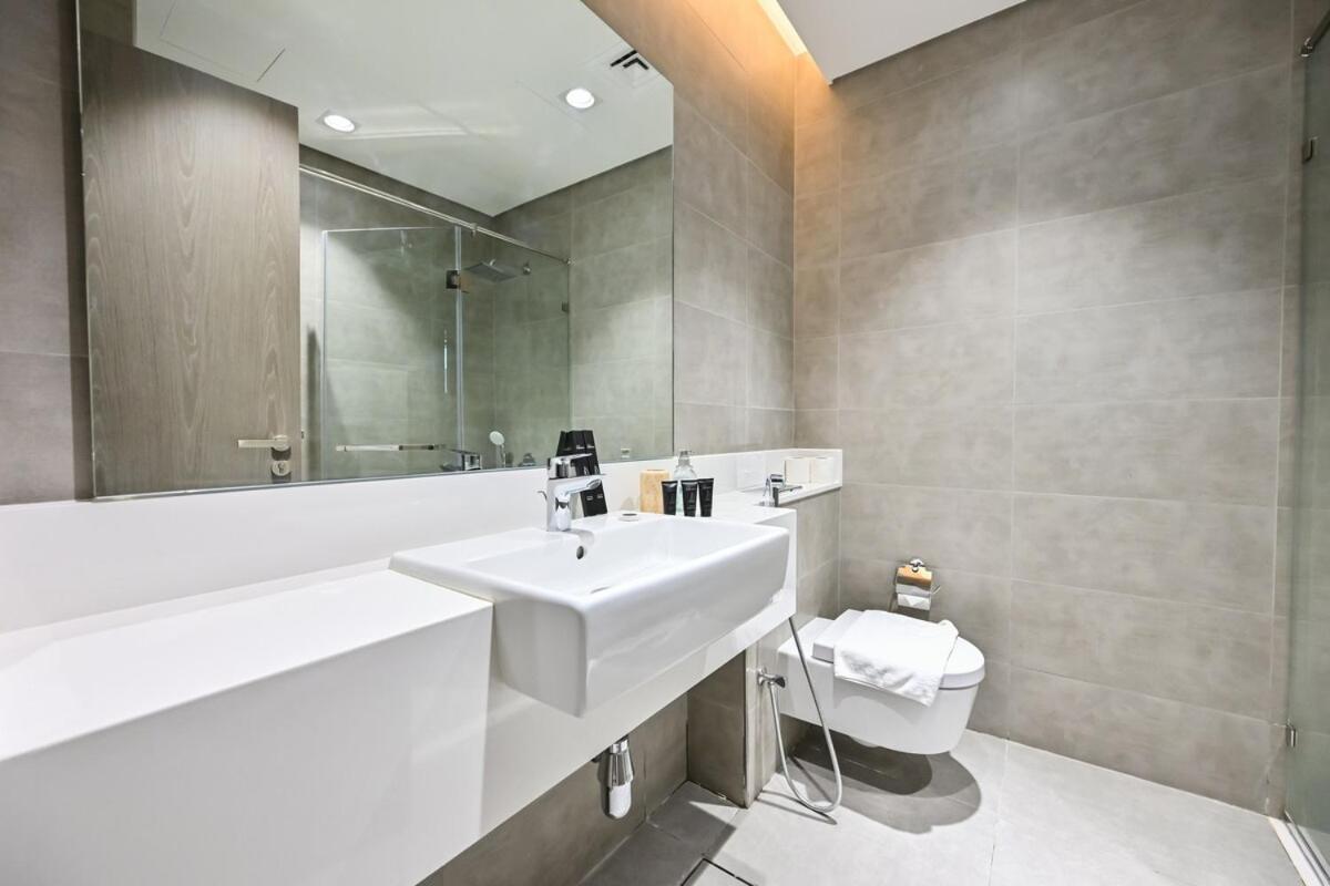 Stunning 1 Bdr Luxury District One *