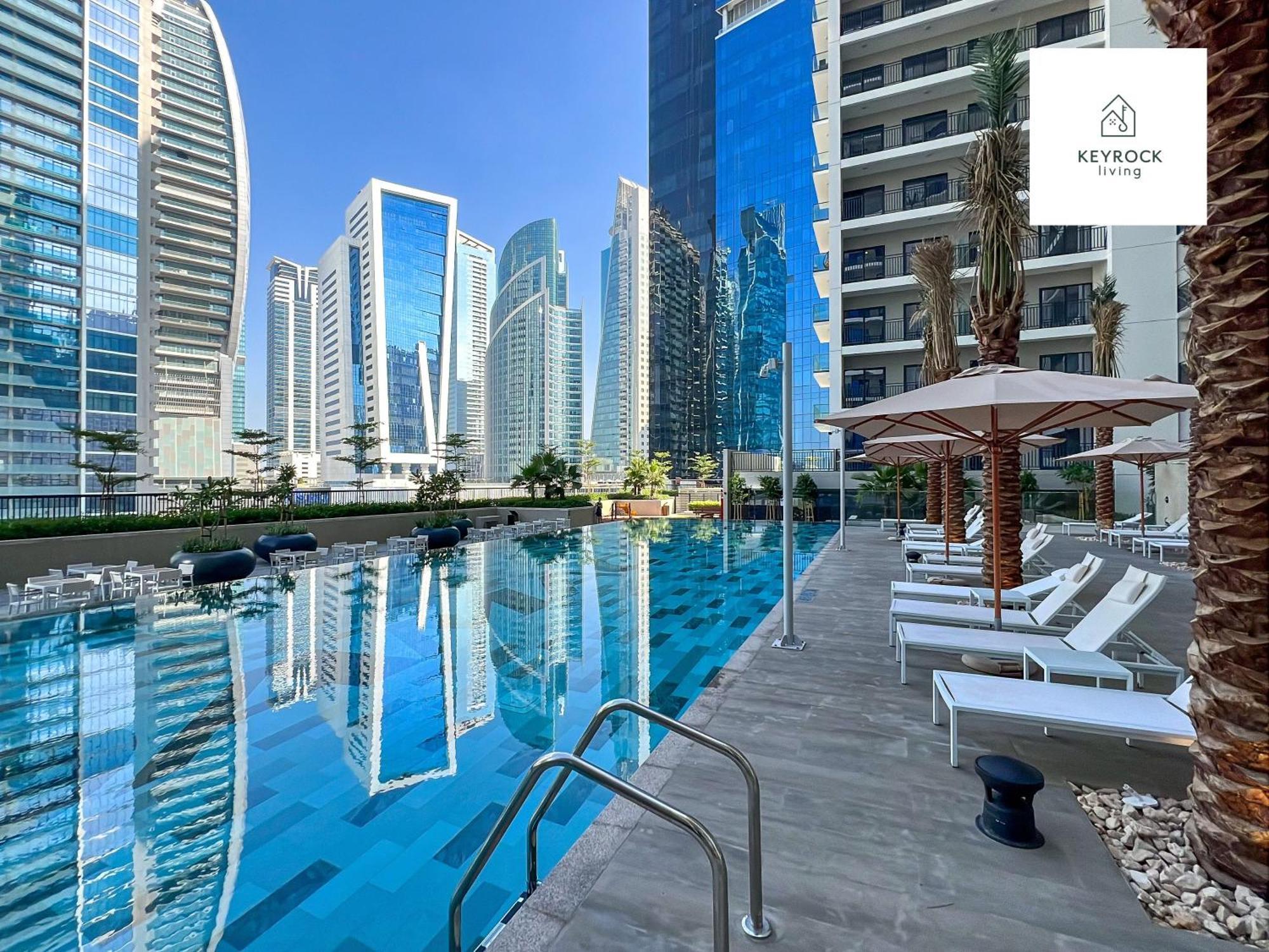 Keyrock Living - Zada 1br With Pool & Gym Access Apartment