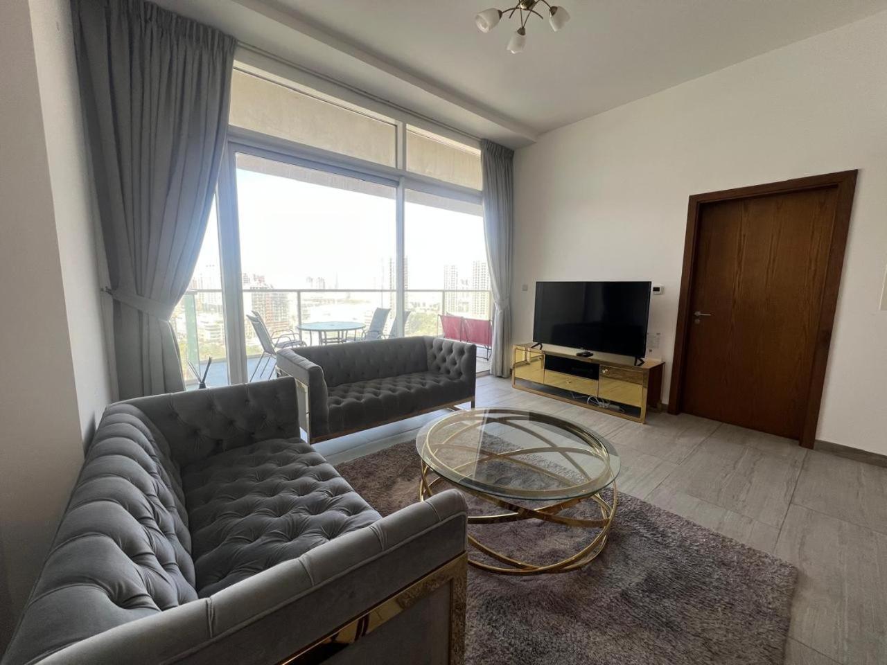 Spacious And Cozy 1bdr In Hameni Apartment