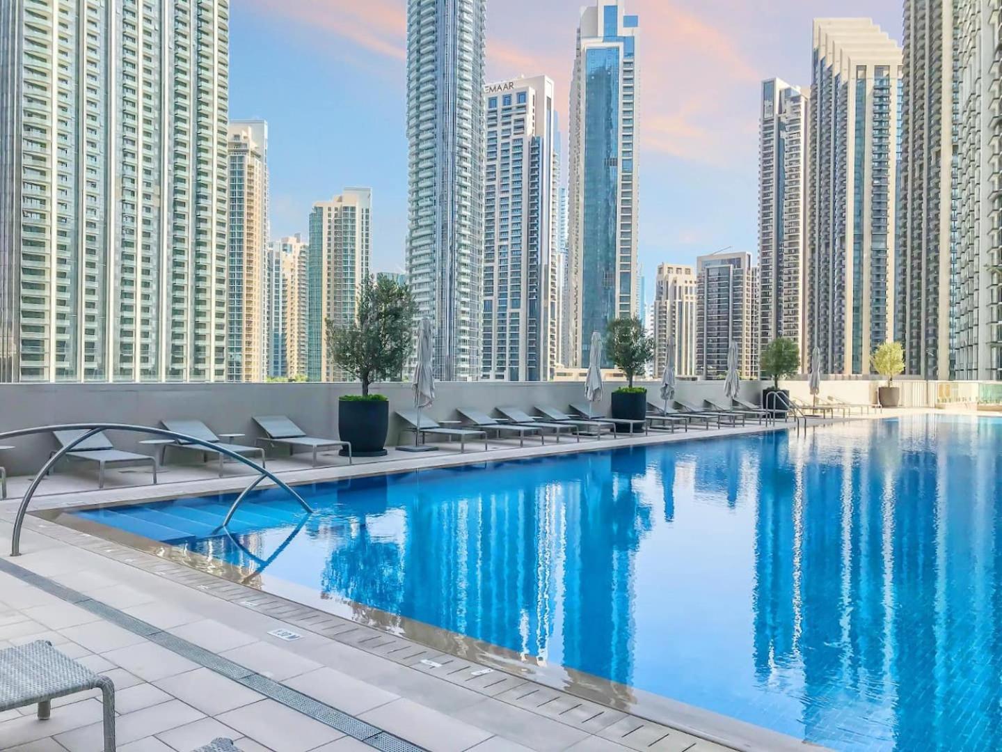 Sky-high Downtown 1br Steps From Burj Khalifa Apartment *