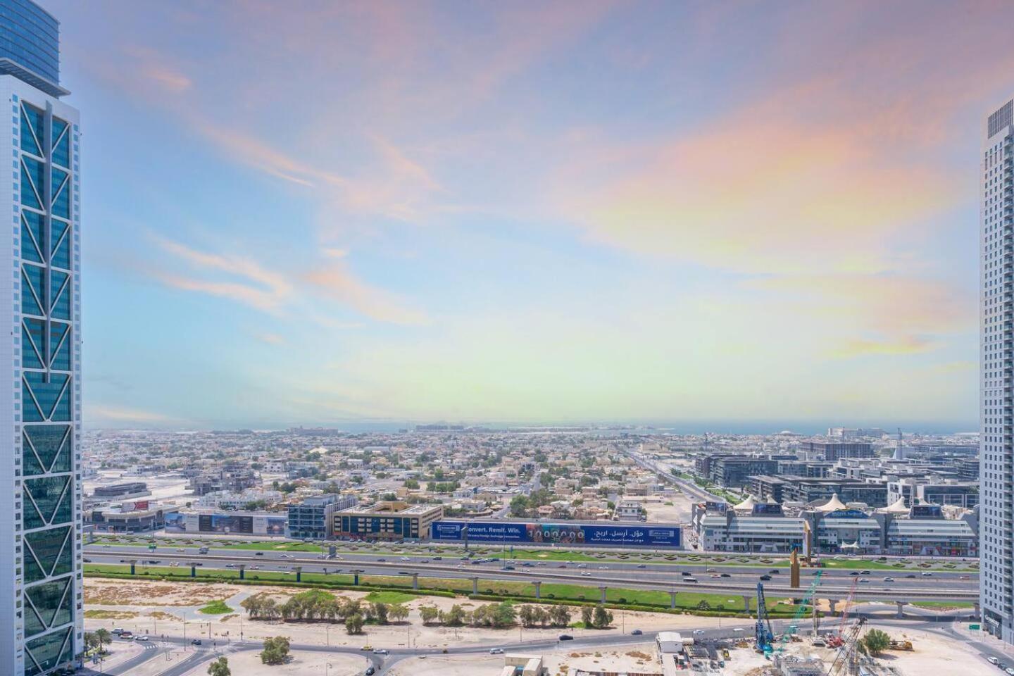 Sky-high Downtown 1br Steps From Burj Khalifa Apartment Dubai