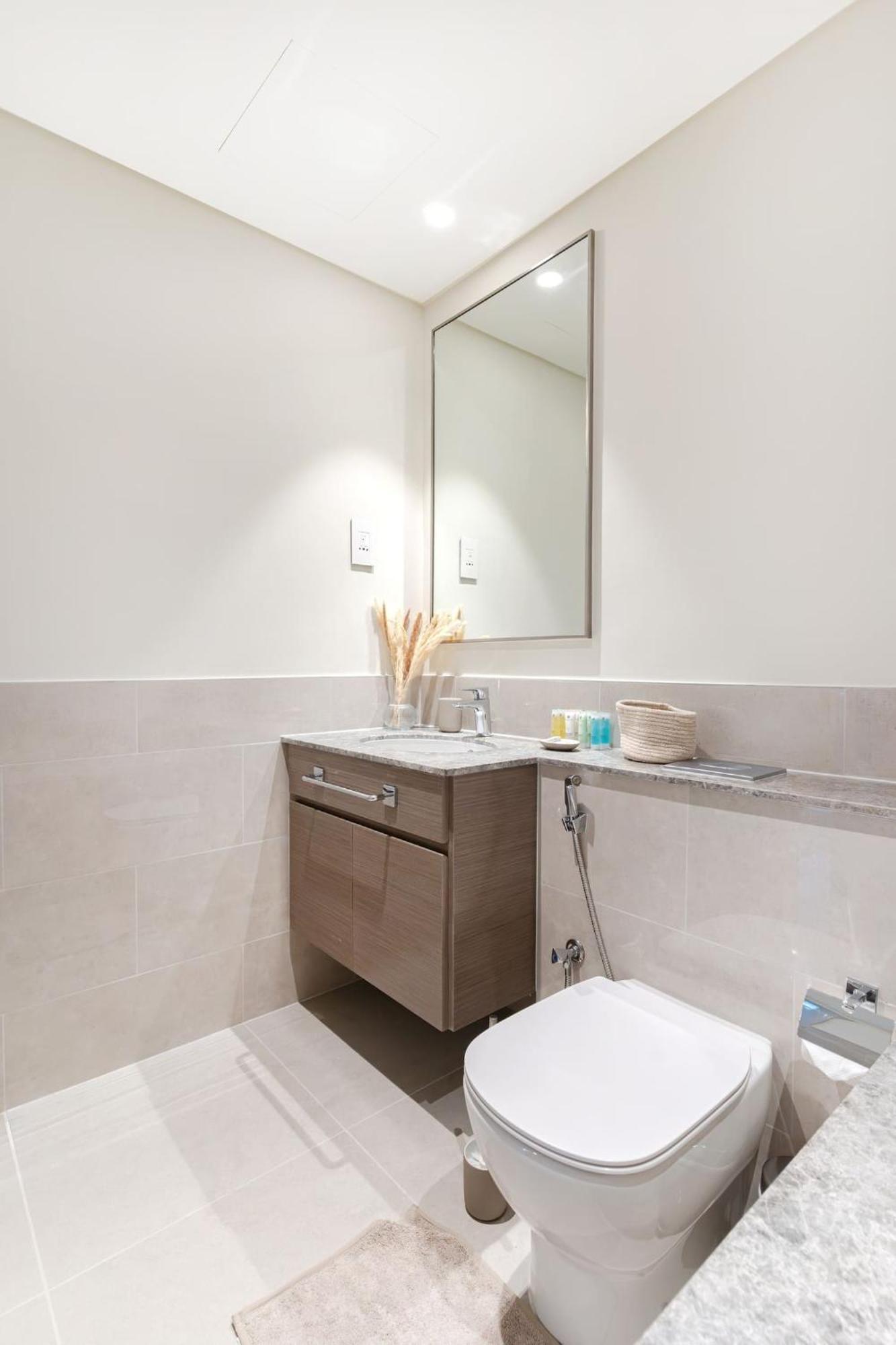 Sky-high Downtown 1br Steps From Burj Khalifa Apartment Dubai