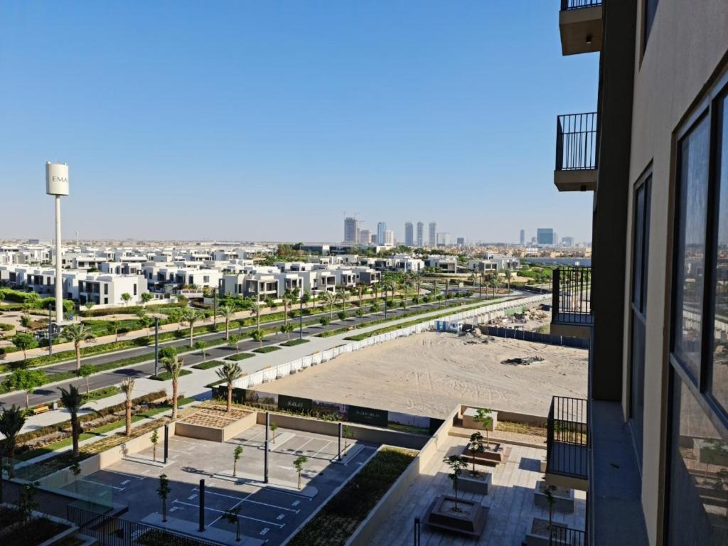 Fresh & Stylish 2br Living At Collective Tower 1 Apartment