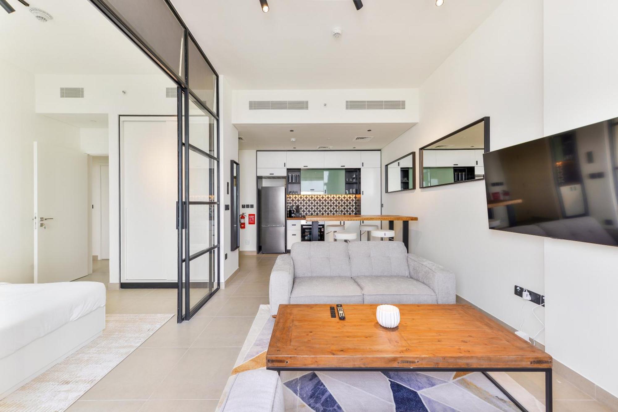 Apartment Fresh & Stylish 2br Living At Collective Tower 1 Dubai