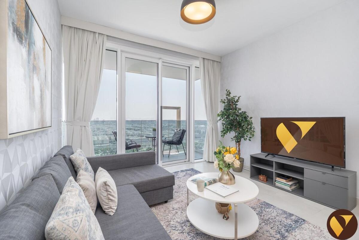 Vogue Stunning Frame And Park Views, 30th Floor With Balcony, Walkable To Metro Apartment Dubai