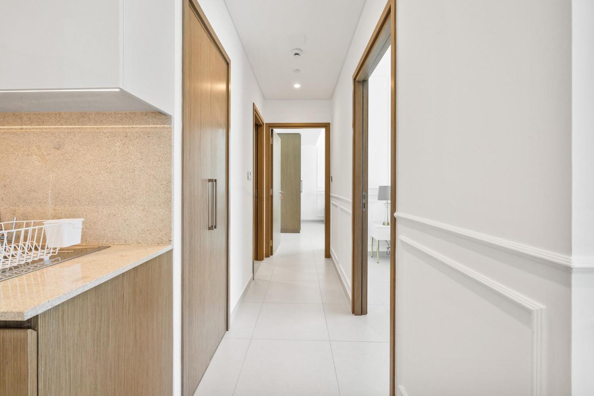 Premium 2br Burj Khalifa Views Burj Royale Dubai