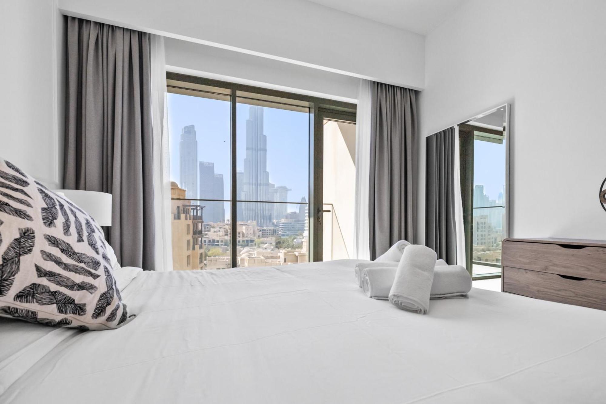 Premium 2br Burj Khalifa Views Burj Royale