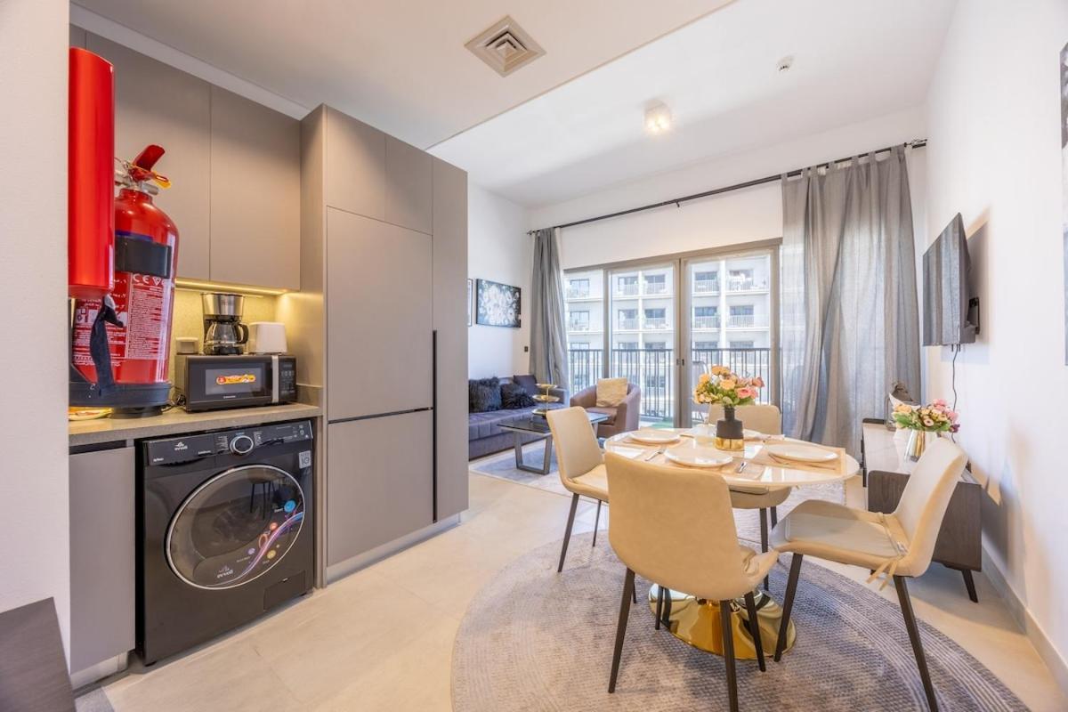 Blue Breeze - Bright & Airy 1br, Mag City, Gym Access