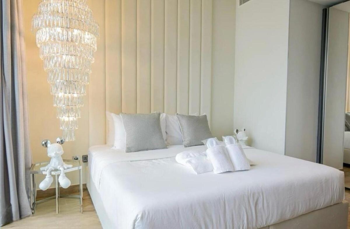 Apartment Modern Elegance Jumeirah Living Marina Dubai