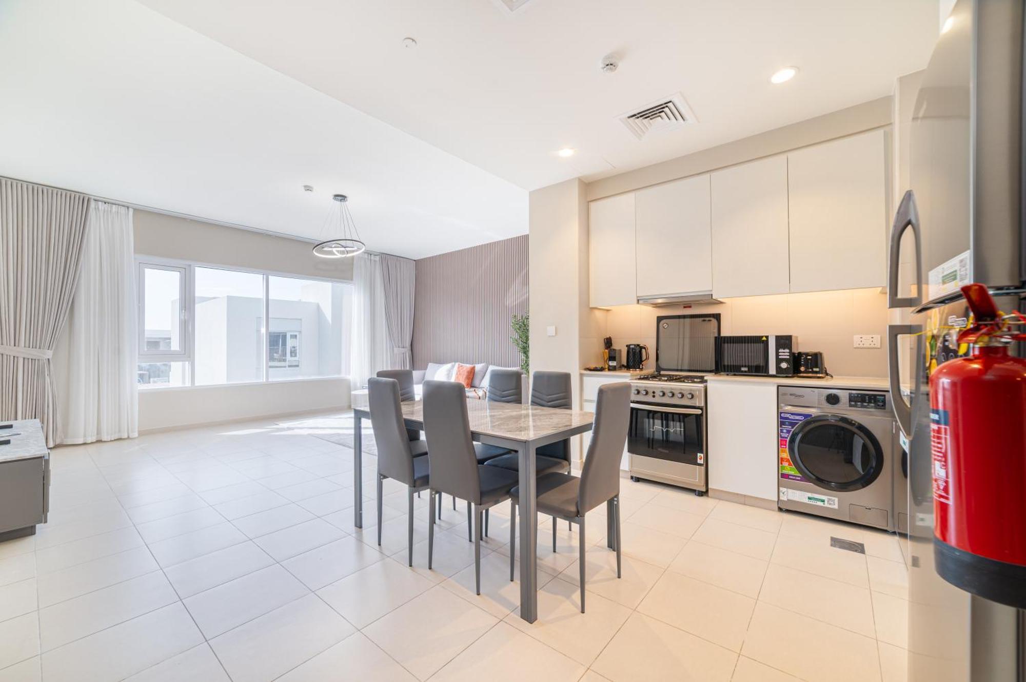 Spacious 2br Townhouse At Urbana 3 Move In Ready * Dubai