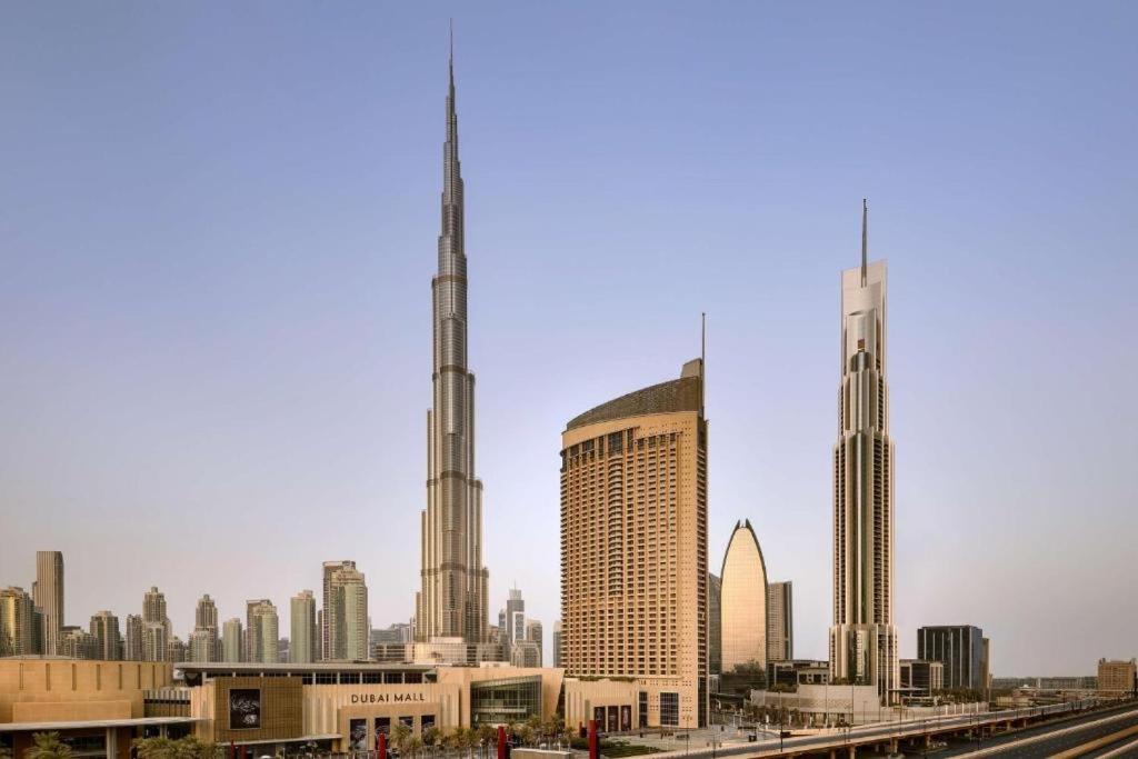 Velora 1 Bedroom Address Mall * Dubai