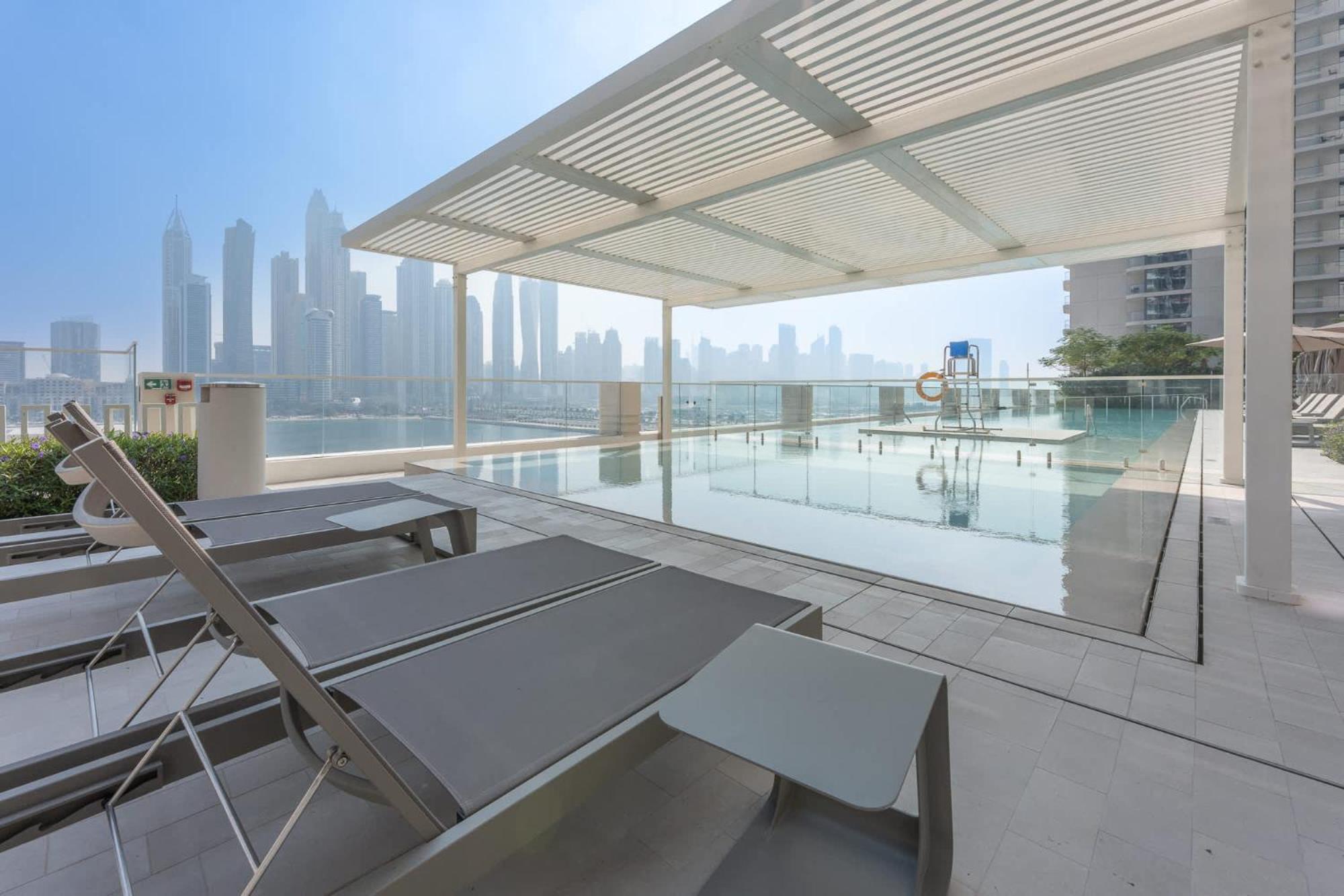 1 Bedroom In Marina Vista With Gorgeous Palm Views *