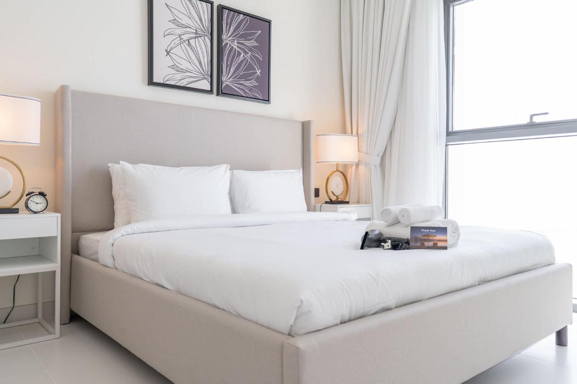 1 Bedroom In Marina Vista With Gorgeous Palm Views *