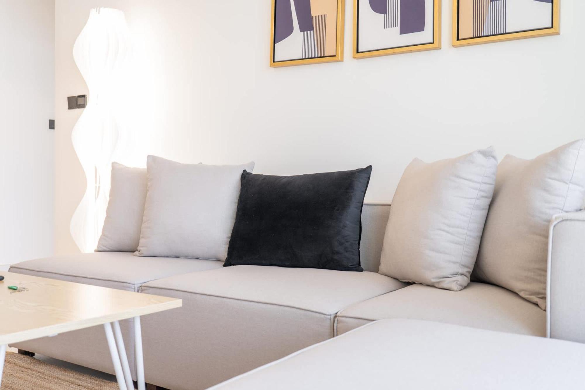 1 Bedroom In Marina Vista With Gorgeous Palm Views Apartment *