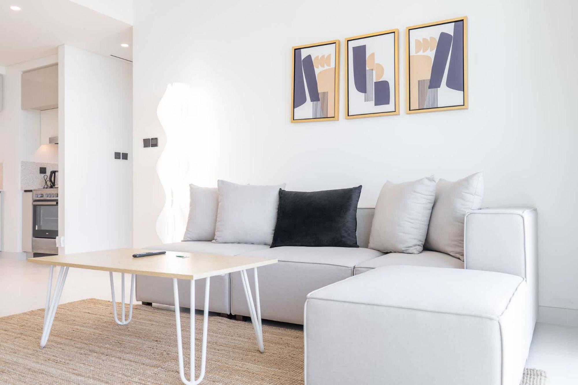 1 Bedroom In Marina Vista With Gorgeous Palm Views *