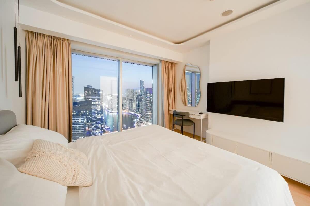 Luxurious And Amazing Marina View Apartment *