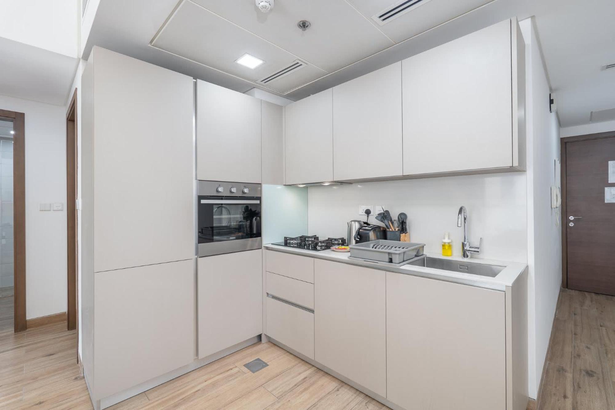 Feel The Luxury In 1 Bedroom In East 40 Tower Apartment *