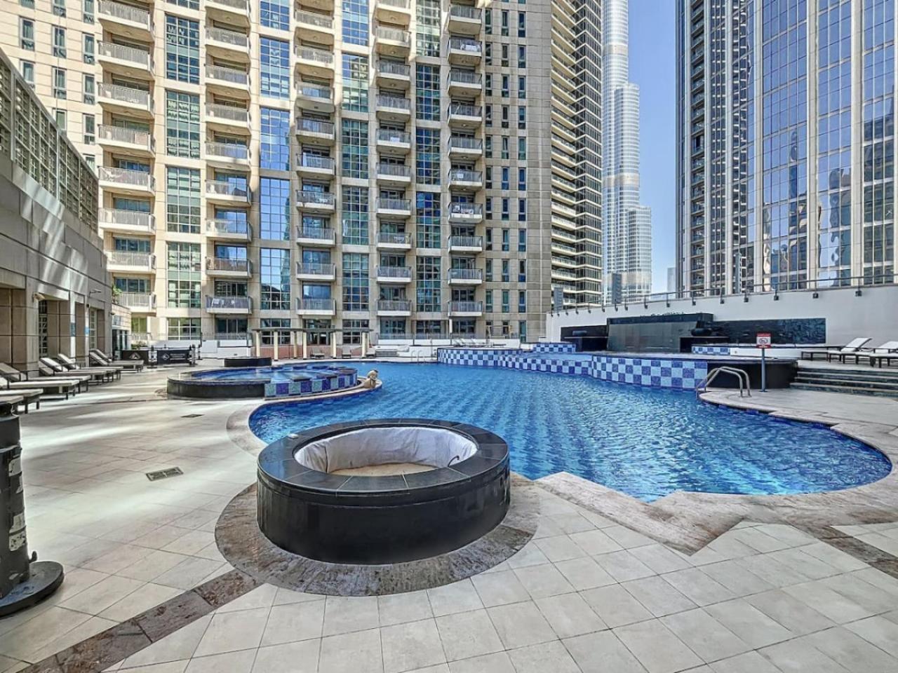 Apartment Standpoint - Elegant Upgraded In Downtown