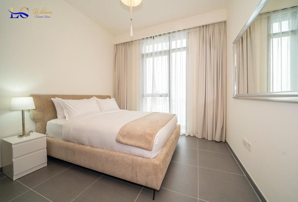 2 Bed With Full Creek Canal View Apartment Dubai