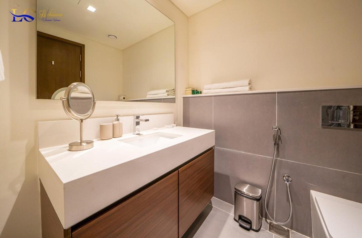 Apartment 2 Bed With Full Creek Canal View *