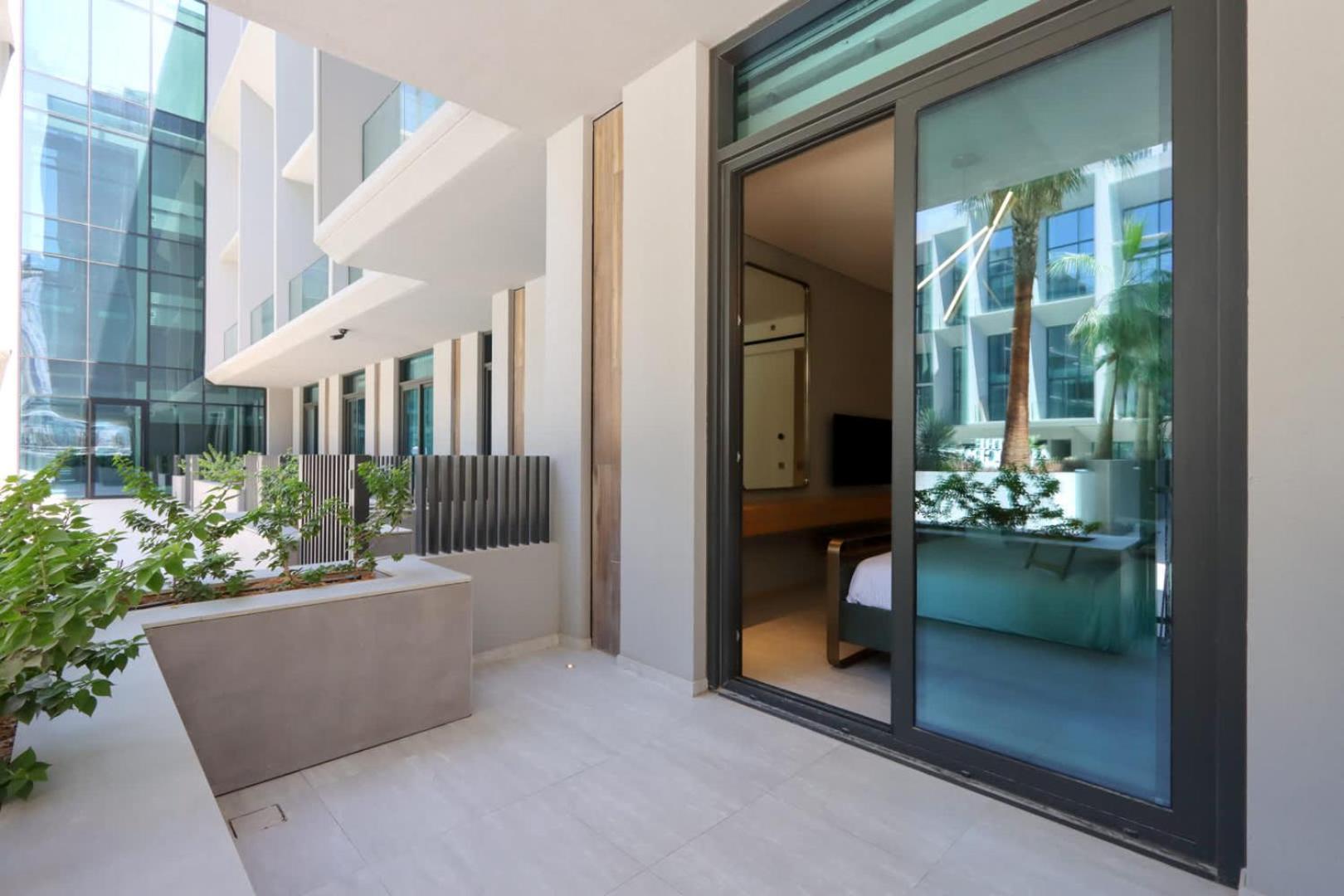 Livbnb - Serene With Private Terrace In Jvc Apartment Dubai