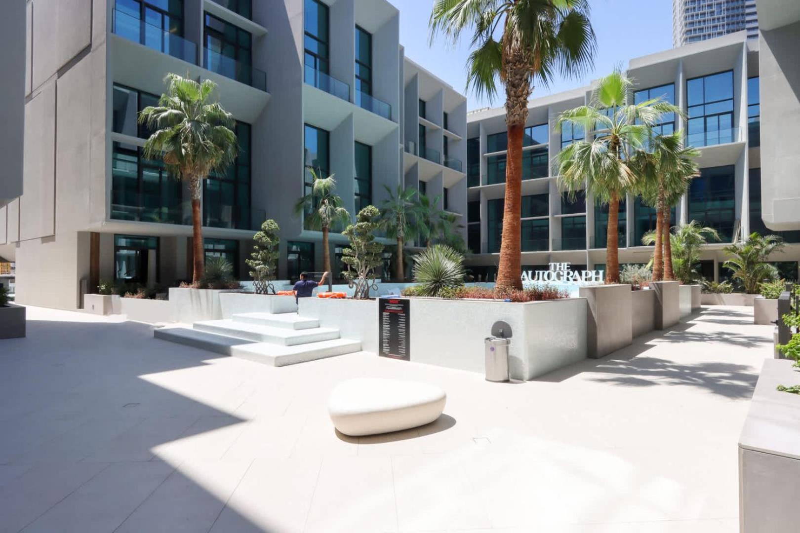 Livbnb - Serene With Private Terrace In Jvc Apartment Dubai