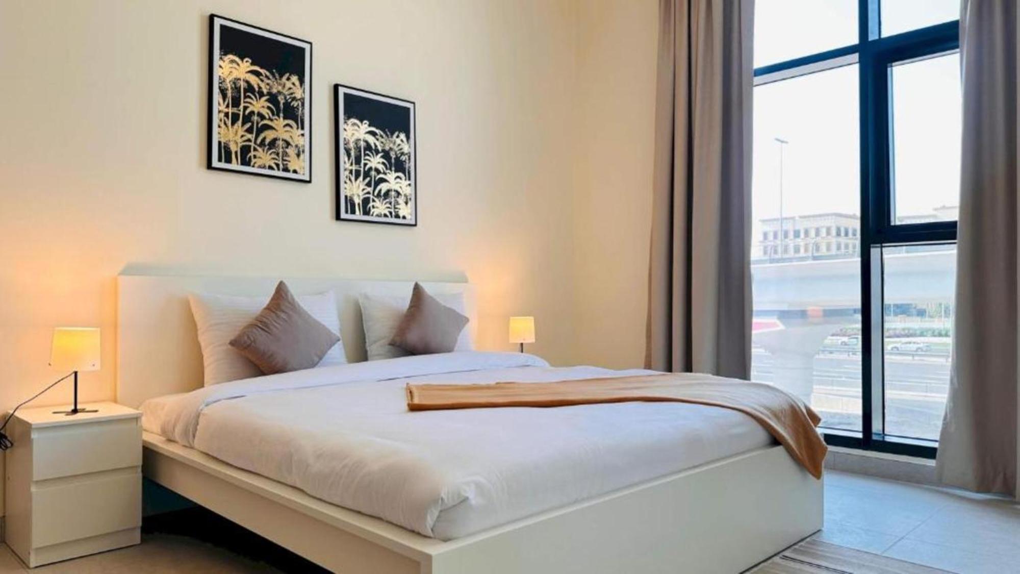 Hotel Dancenter Retreat Sheikh Zayed Road 4*