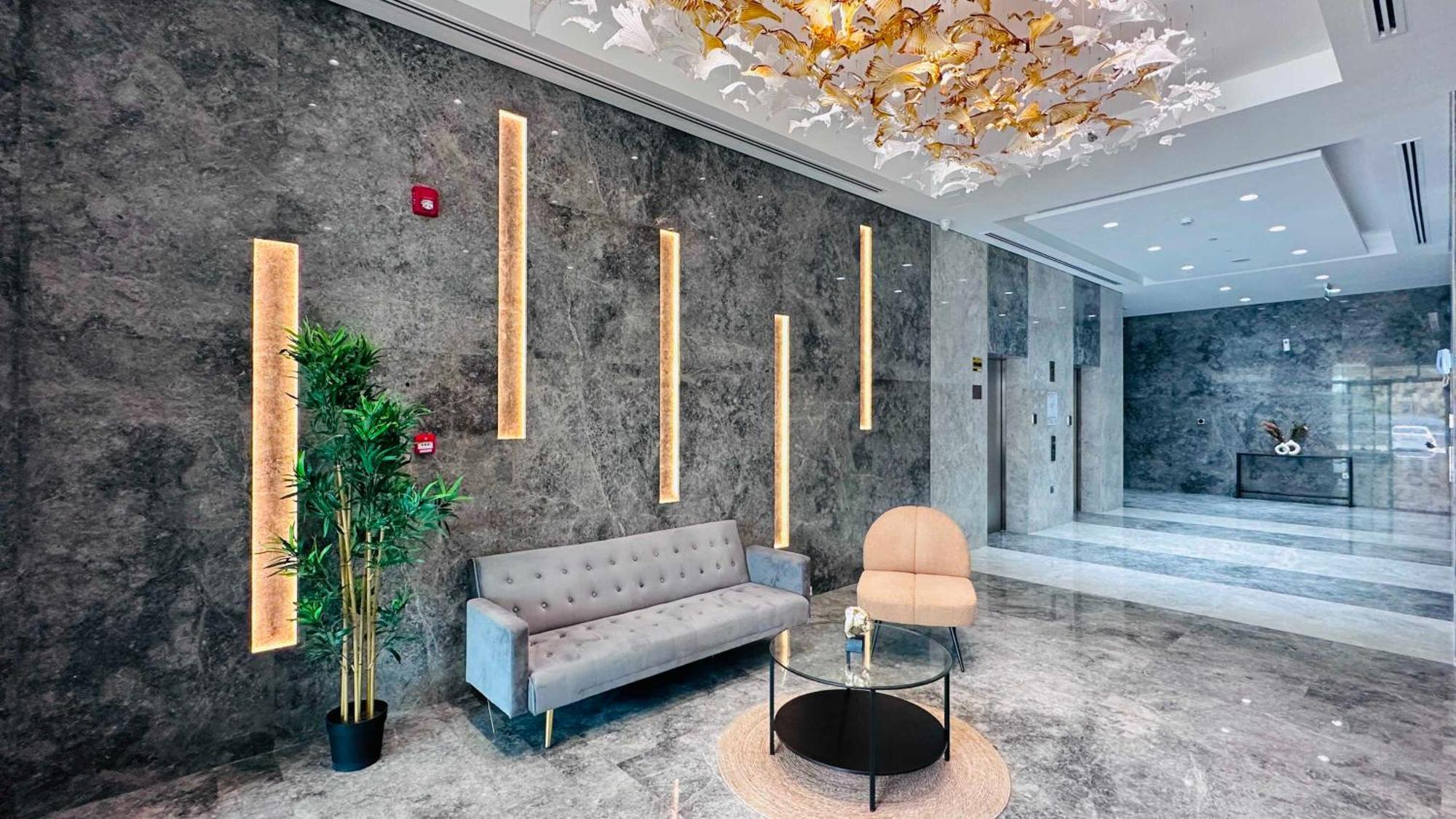 Dancenter Retreat Sheikh Zayed Road Hotel Dubai