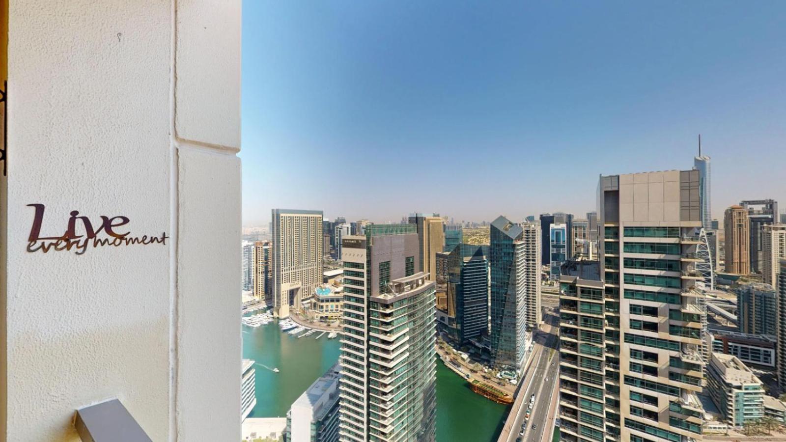 Rimal 1 - Two Bedroom With View On 38th Floor Dubai