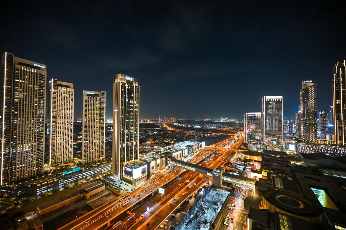 Velora 1 Bedroom Address Mall * Dubai