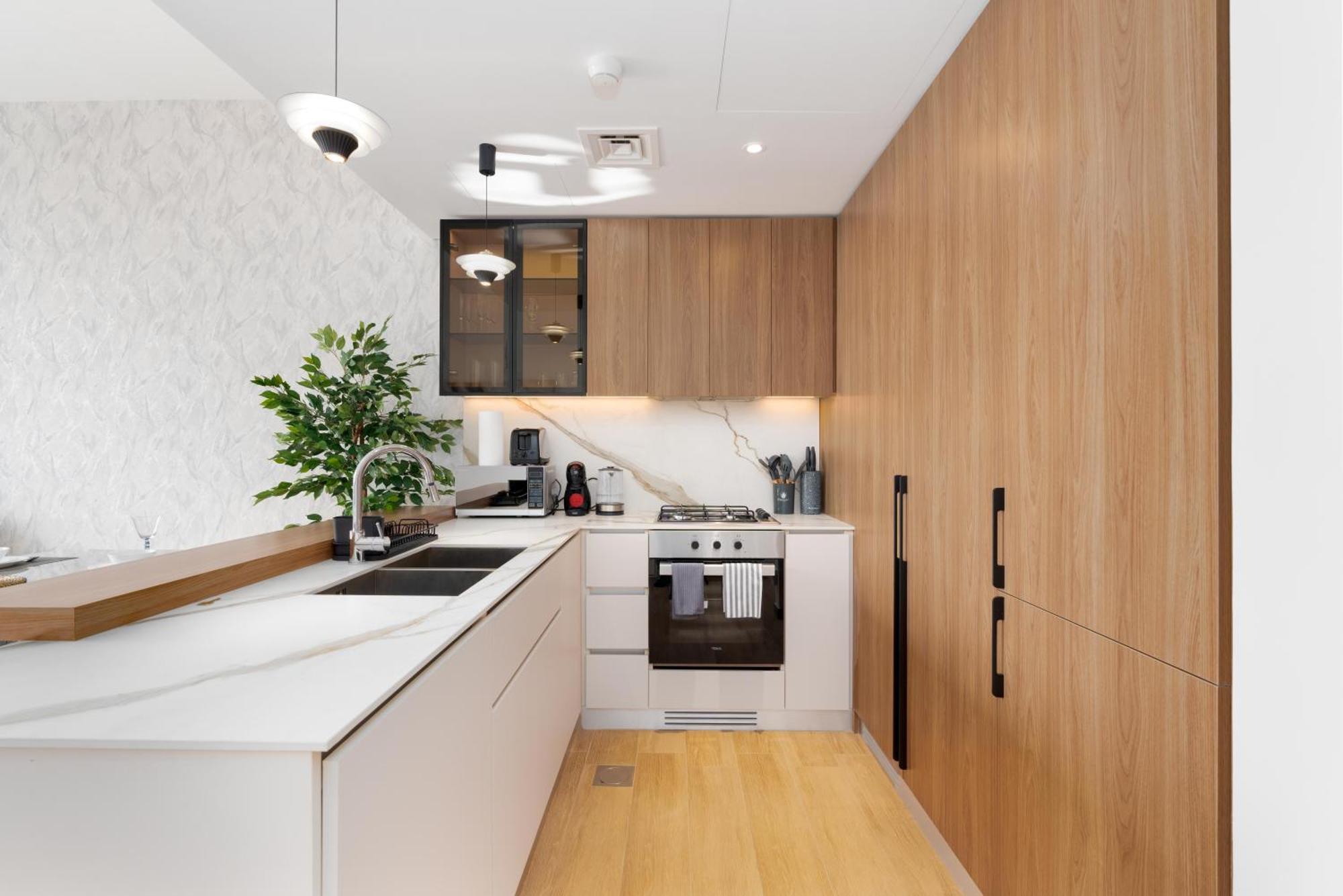 White Sage Hamilton House New 1br Apartment Dubai