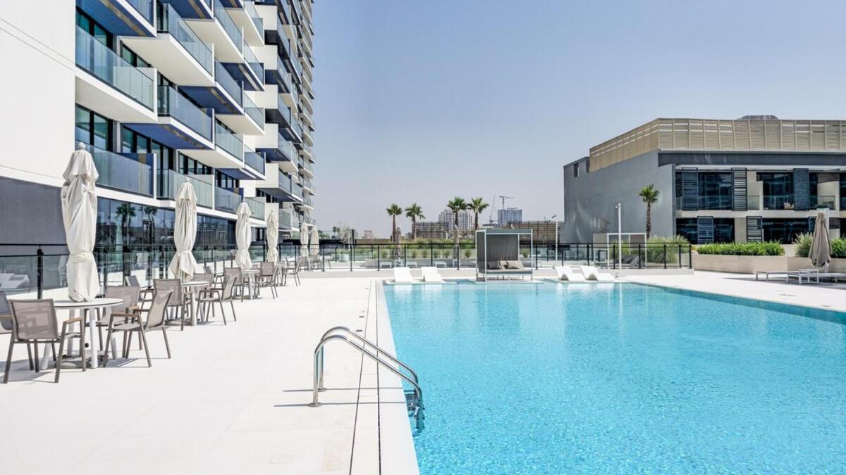 Brand New Luxurious - Modern 1br - Pool - Gym Apartment