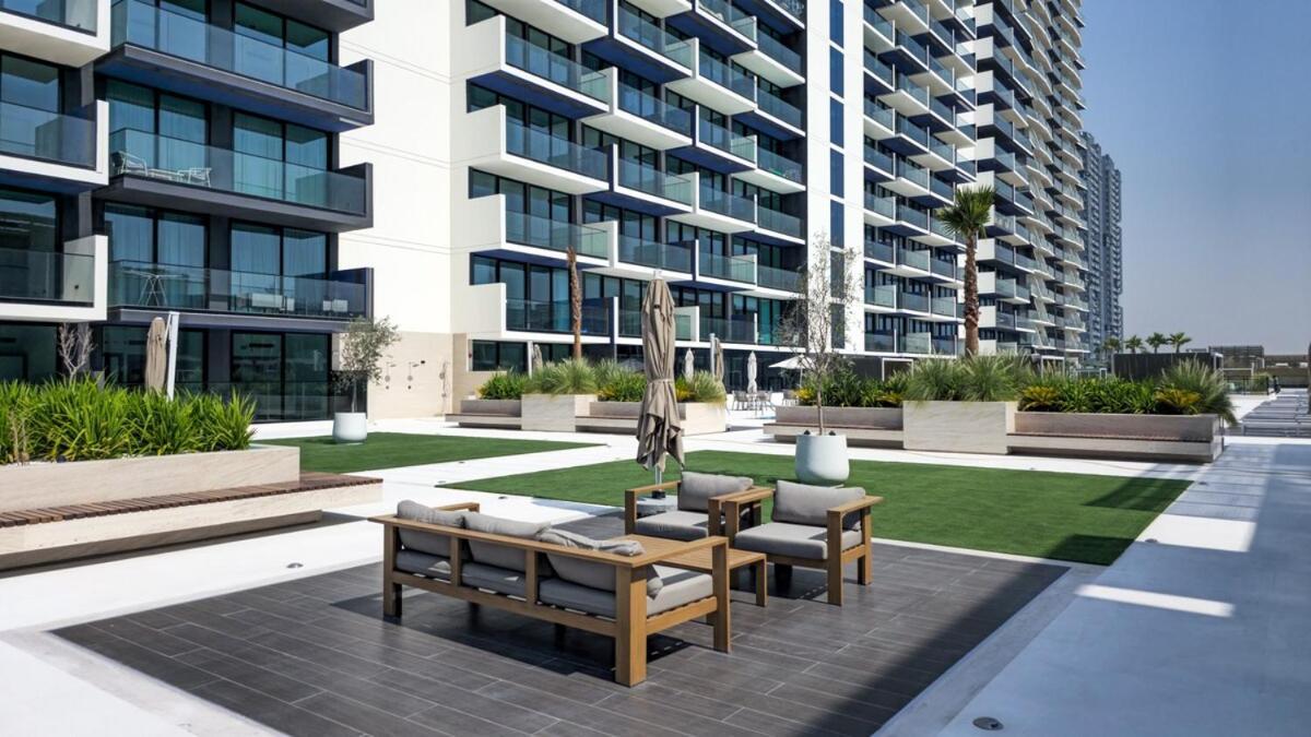 Brand New Luxurious - Modern 1br - Pool - Gym Dubai