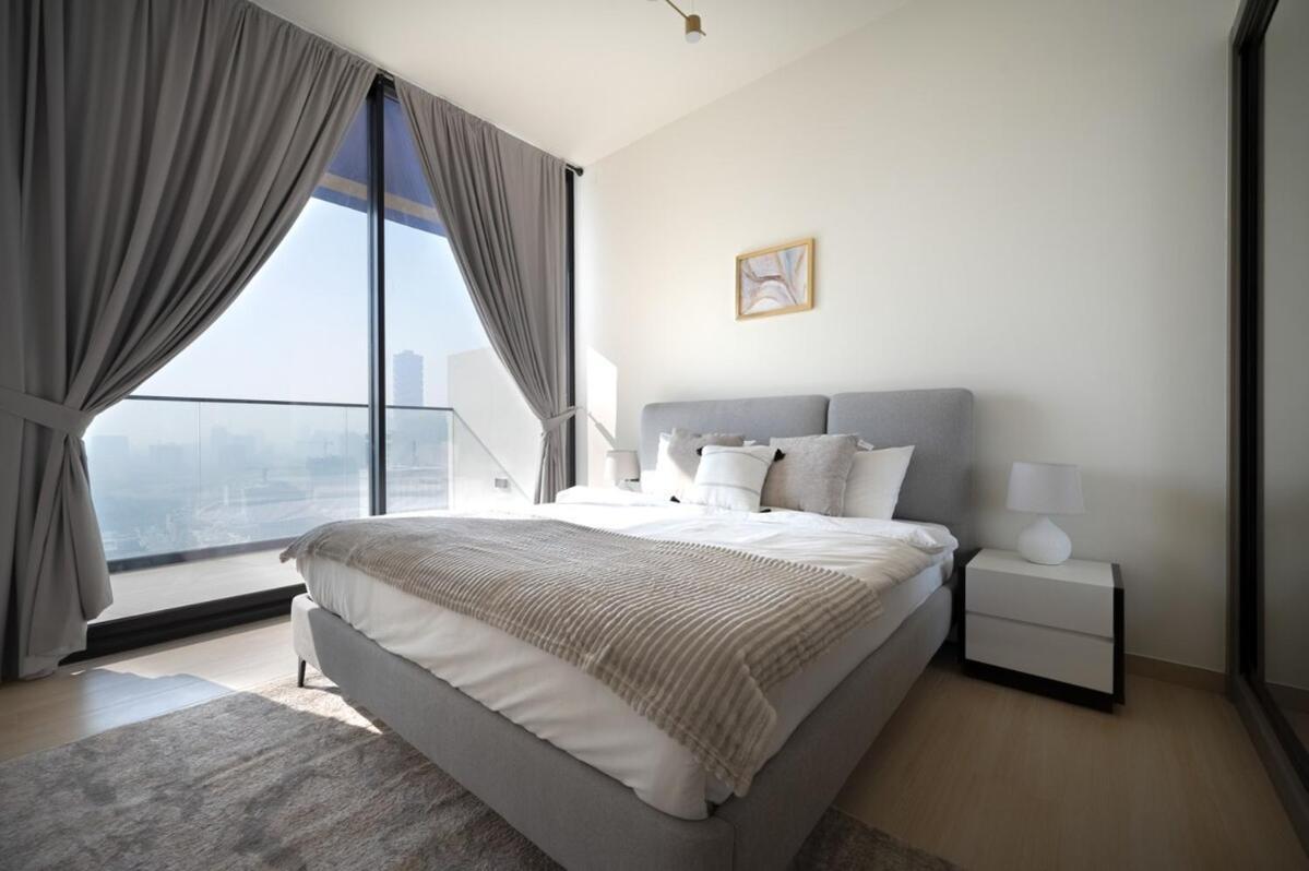 Brand New Luxurious - Modern 1br - Pool - Gym Dubai