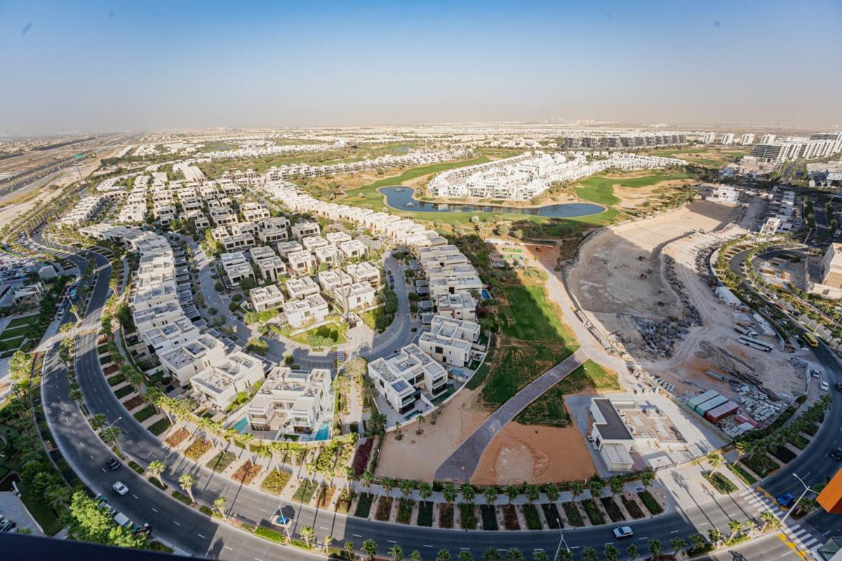 Designer 1br I Golf View I Comfortably Sleeps 4 Apartment Dubai