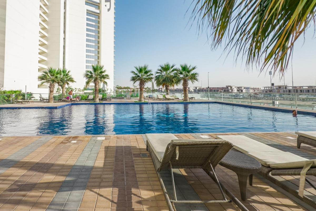 Designer 1br I Golf View I Comfortably Sleeps 4 *