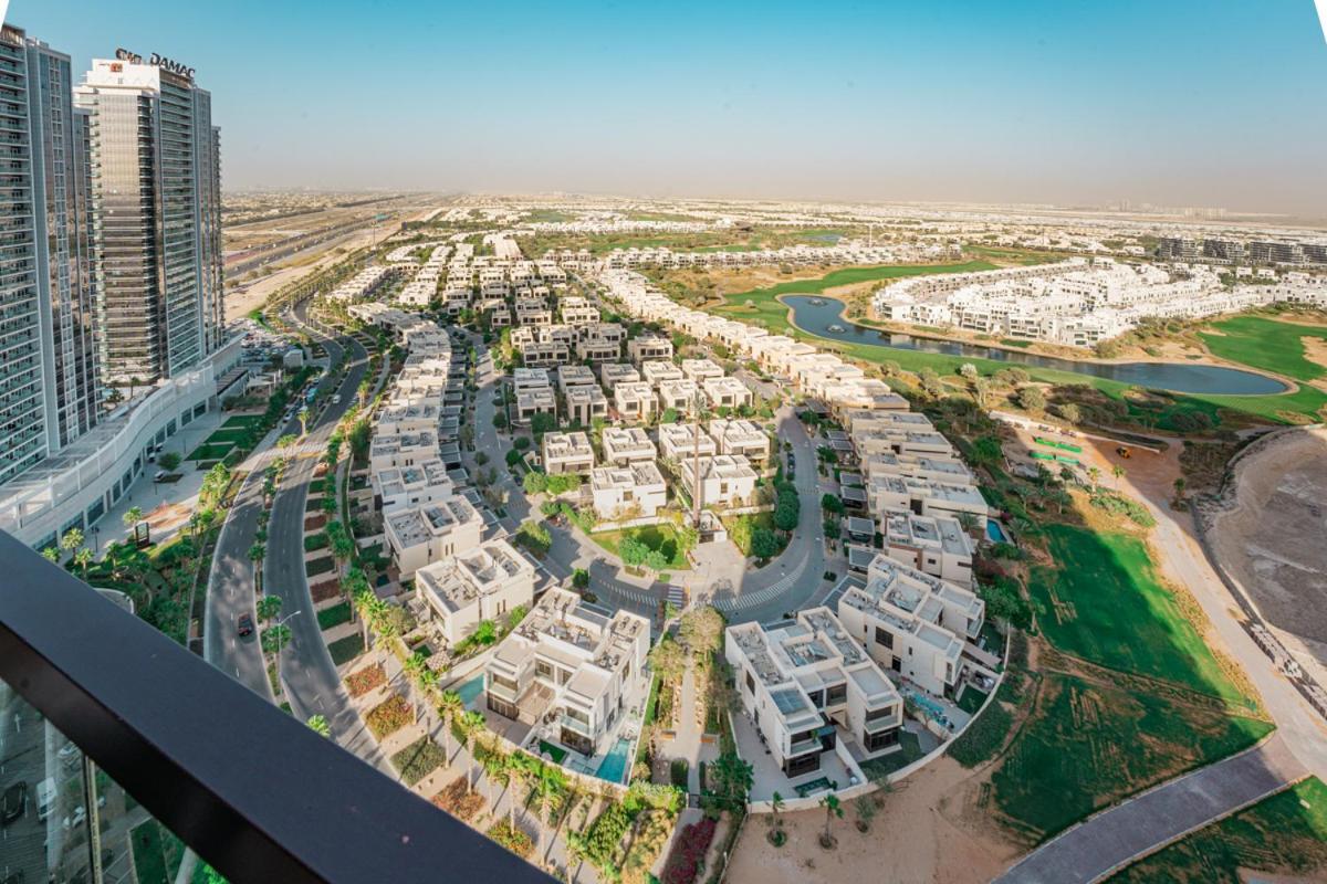 Designer 1br I Golf View I Comfortably Sleeps 4 Apartment Dubai