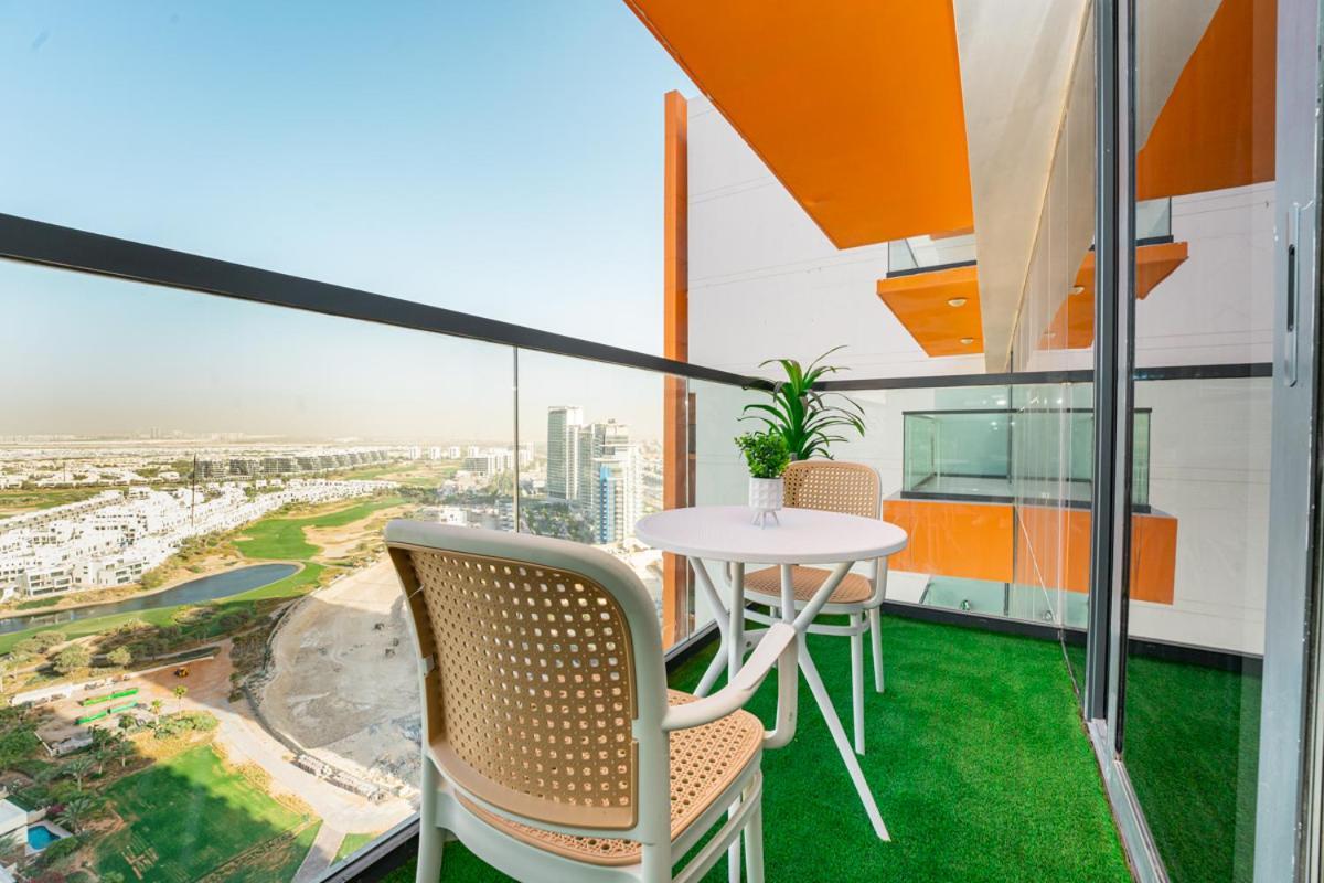 Designer 1br I Golf View I Comfortably Sleeps 4 * Dubai