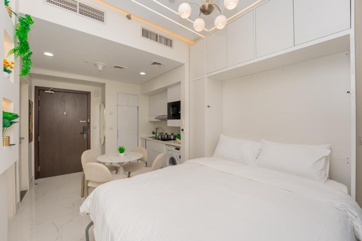 Designer 1br I Golf View I Comfortably Sleeps 4