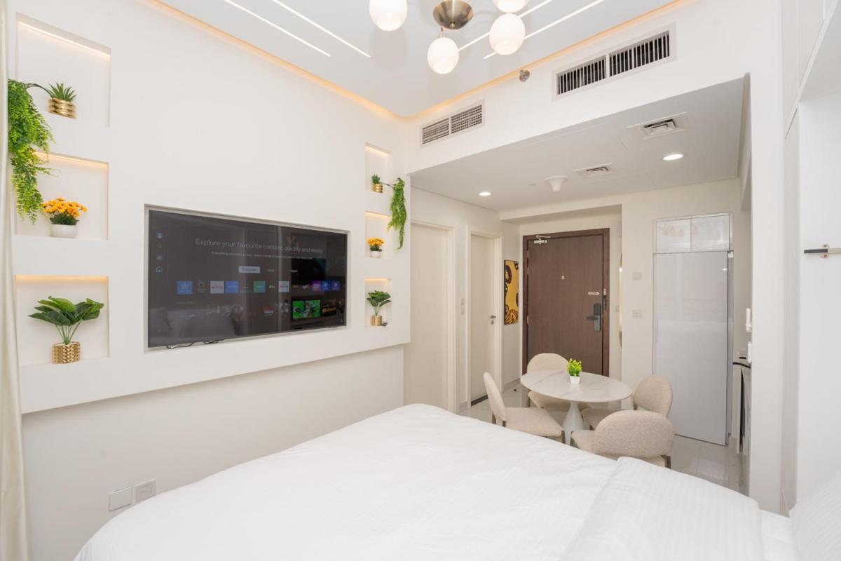 Designer 1br I Golf View I Comfortably Sleeps 4 Dubai