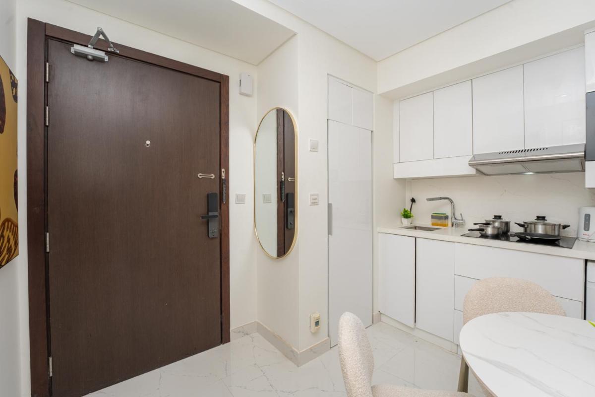 Designer 1br I Golf View I Comfortably Sleeps 4 * Dubai