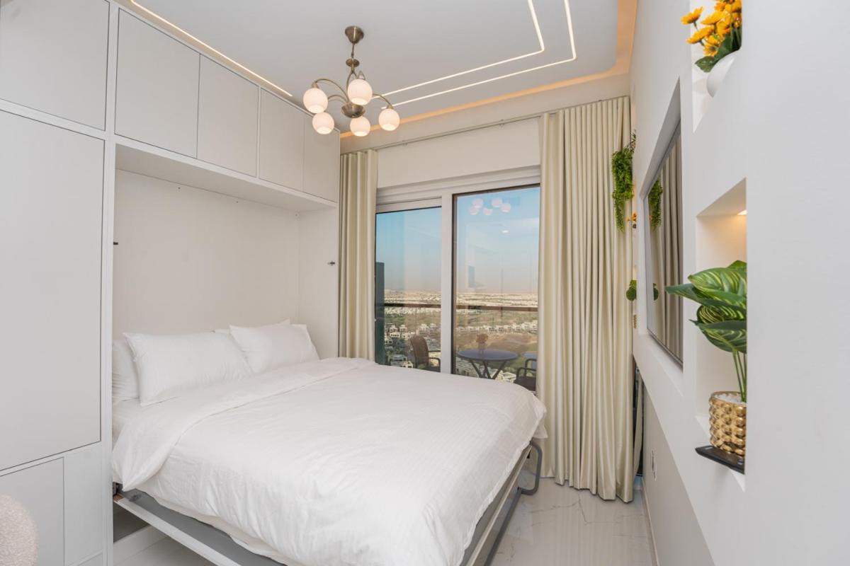 Designer 1br I Golf View I Comfortably Sleeps 4 *