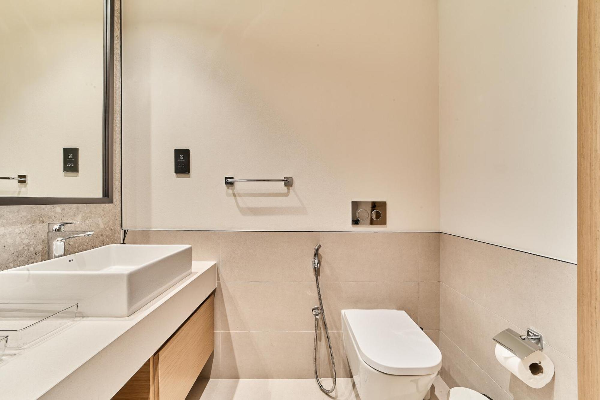 Apartment Golf 2br Luxury In Hills Dubai