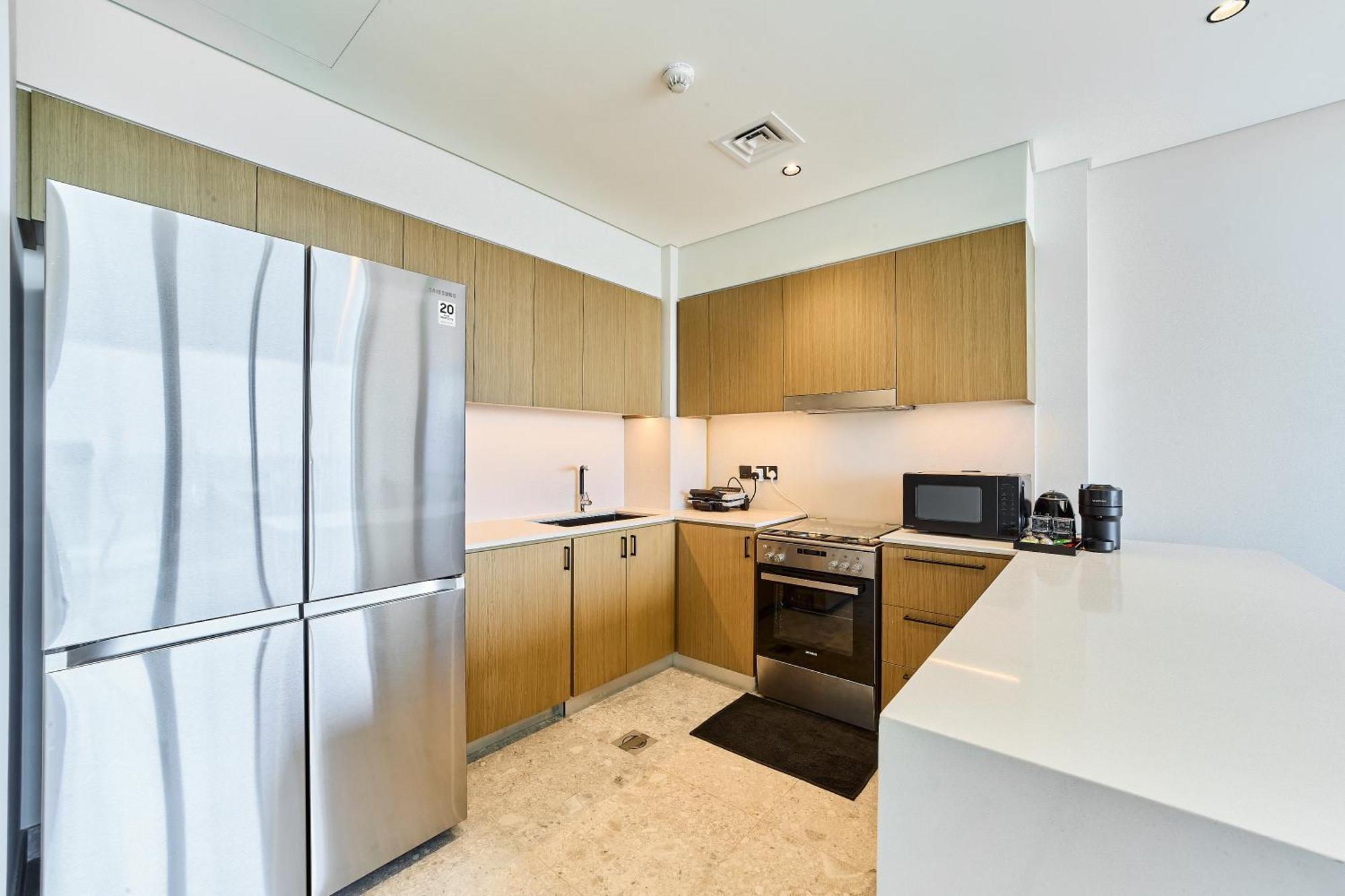 Golf 2br Luxury In Hills Apartment Dubai