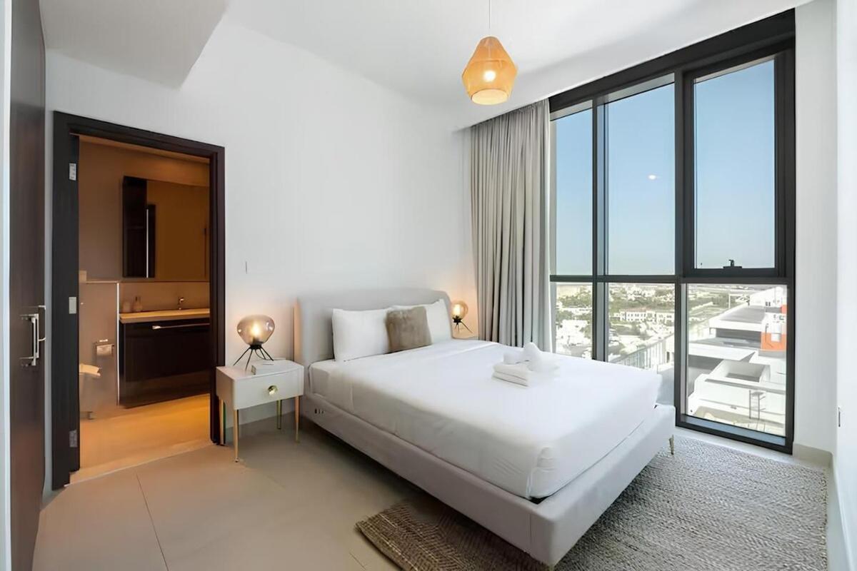 Burj View - 2 Bedroom Connected To Dubal Mall *