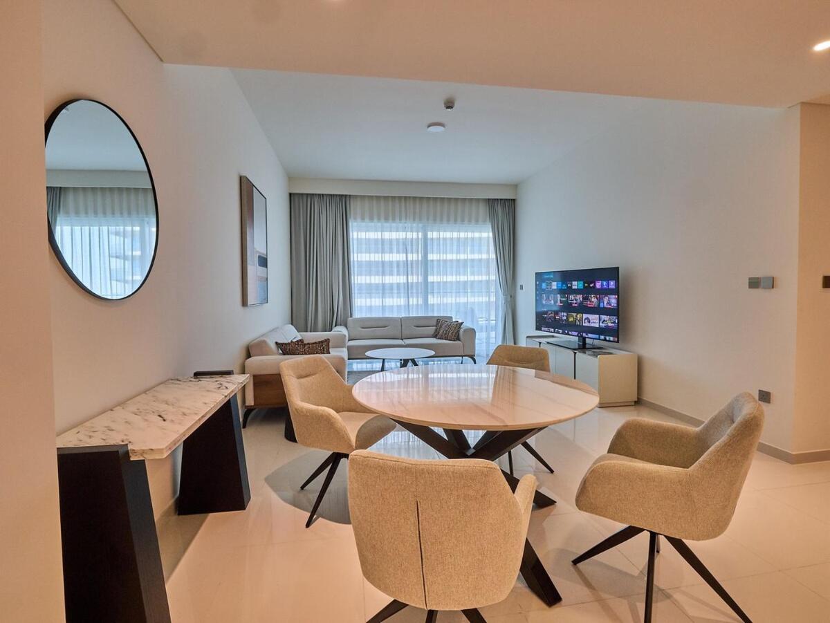 Utra Lux Large 1 Bedroom With Sunset Views And Private Beach Apartment Dubai